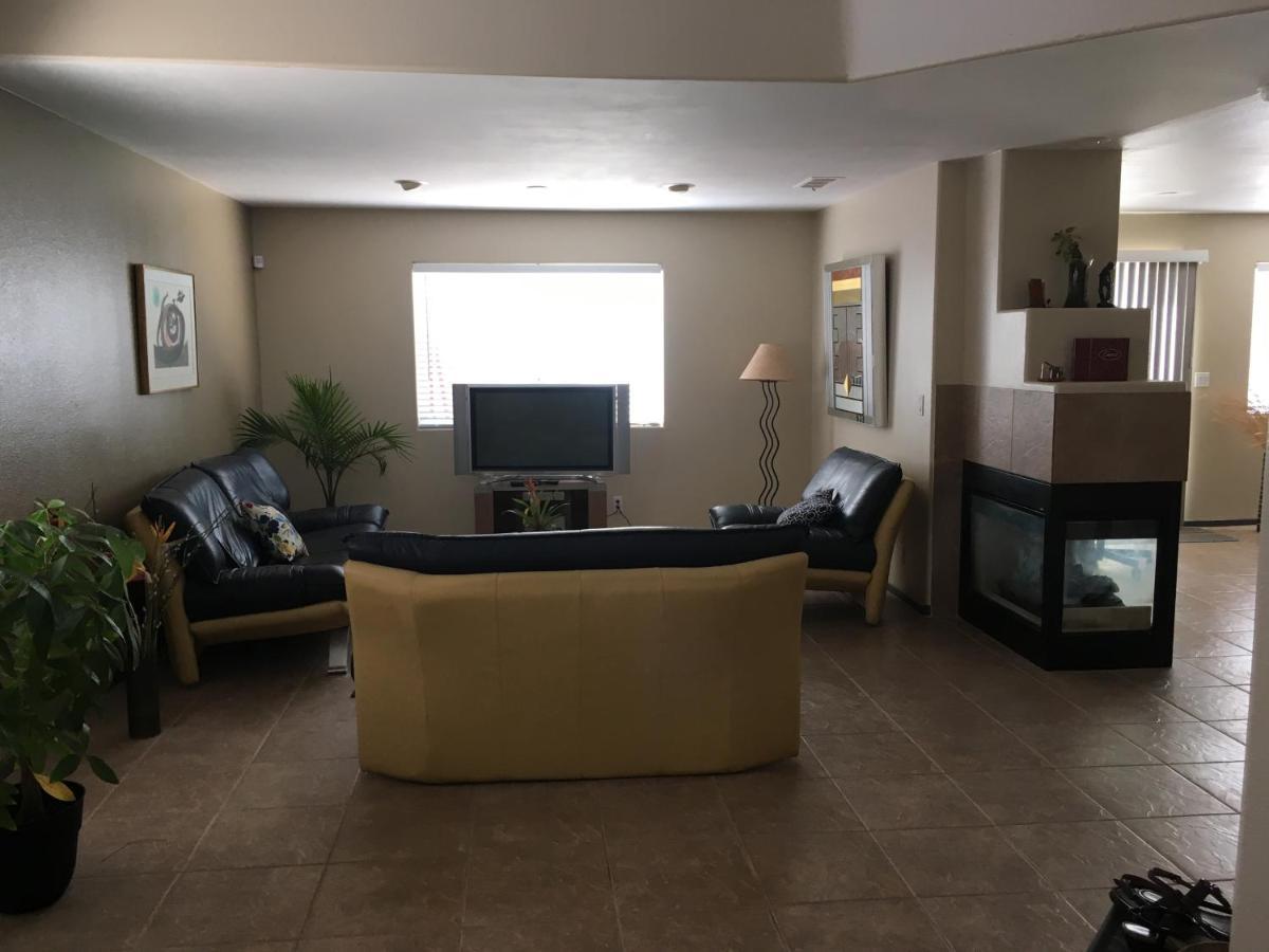 Welcome House Las Vegas Exterior photo